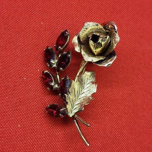 VTG Rose Pin Brooch Gold Tone Red Ruby Rhinestones